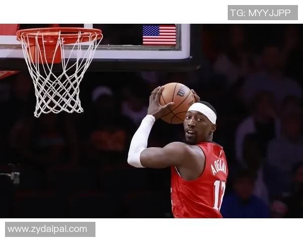 猛龙与奇才季后赛第五场激战回顾双方球员表现亮眼引发热议 猛龙与奇才季后赛第五场激战回顾双方球员表现亮眼引发热议