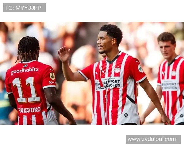 邓伯什与埃因霍温的精彩对决揭示足球战术与团队协作的魅力